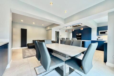 PHOTO-2025-07-15-10-12-28 4.jpg