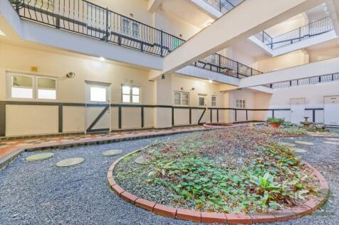 Property Image 11