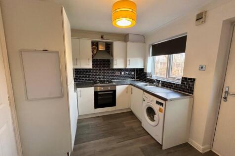 Wildene Drive, Mexborough, S64 photo 3