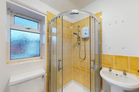 En-suite - Angle ...