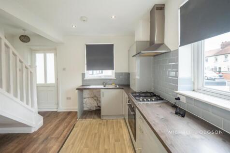 Rose Crescent, Whitburn, Sunderland photo 5