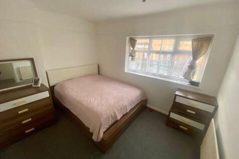 Denewood Crescent, NG8 photo 5