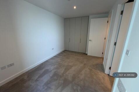 Brigadier Walk, London, SE18 photo 4