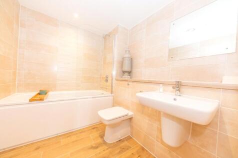 3 Pomona Strand, Old Trafford, M16 photo 3