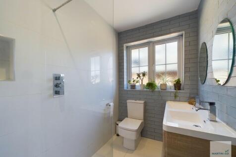 CAM03394G0-PR0174...