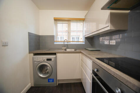 67 Chandlers Court, Kingston Upon Hull, City Of Kingston Upon Hull photo 3