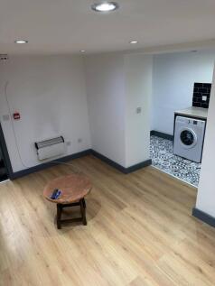 Basement Flat, 23 Hamilton Place, Leeds, LS7 4BW photo 5