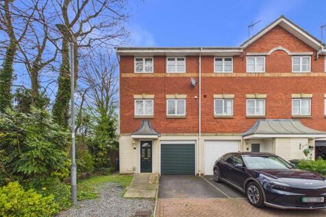 1 Lilac Road - Front