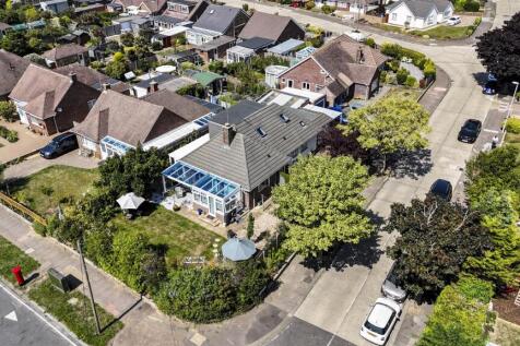 Windermere Crescent, 1-002.JPG