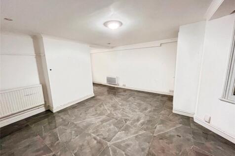 Maidstone Road, Chatham, Kent, ME4 photo 3