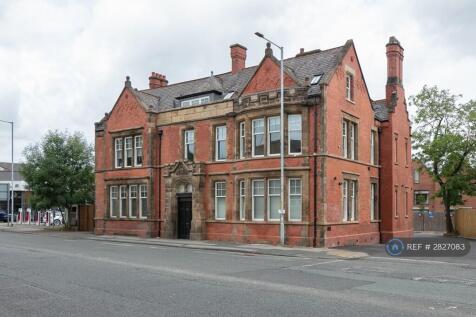 Frontage To Wellington Road North