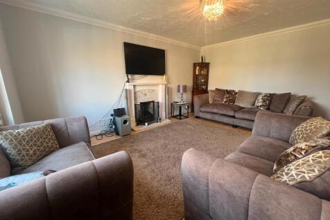 Barkston Drive, Peterborough photo 3