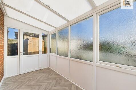 CAM02899G0-PR0064...