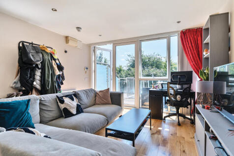 1320870-11-686cfe...