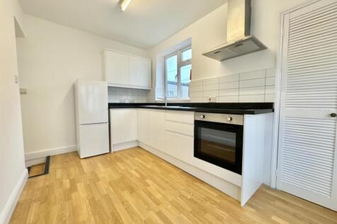 1 bedroom Flat