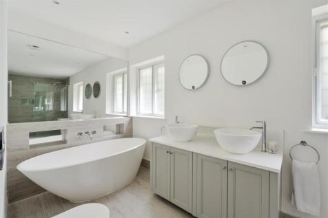 COLLEGE AVENUE (15).jpg