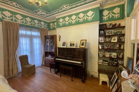 WhatsApp Image 2025-08-26 at 15.04.26_368bcdff.jpg