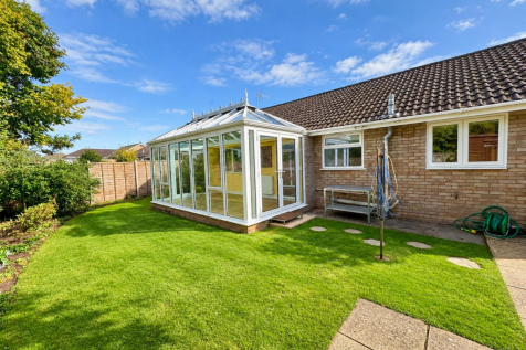 Rear Garden (1/3)