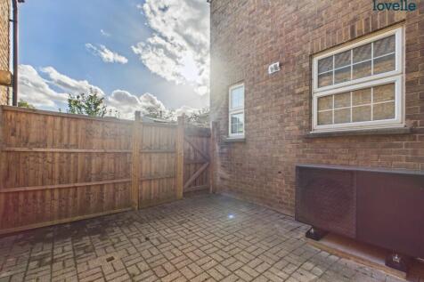 Front Street, Normanby-By-Spital, LN8 photo 4