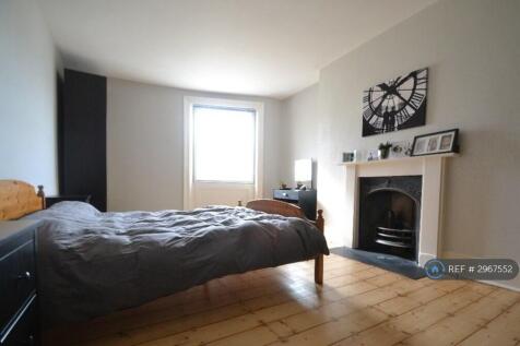 Large Bedroom
