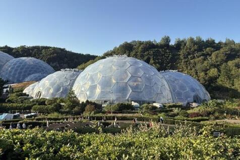 Eden Project Nearby