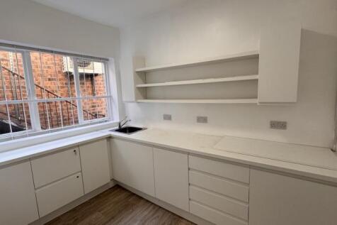 Office to rent Image 3