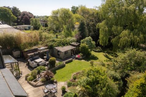 Plaisted-House-9_7878-c79b-046b-6a54-89be-24fe-1f0