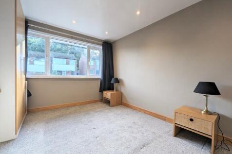 Cornmill Drive, Liversedge, West Yorkshire, WF15 photo 5
