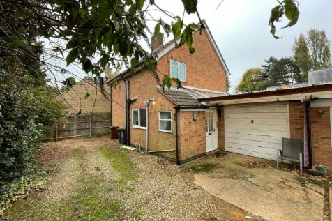 Northampton, NN5 - property photo