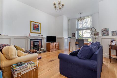 Malvern, WR14 - property photo