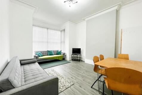 6-bed house on 12 Harcourt Road, Crookesmoor, Sheffield, £2,990/mo