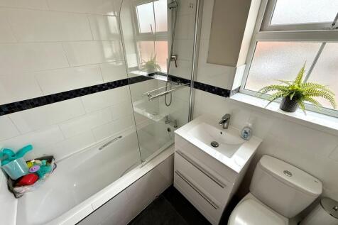 43 king road bath...