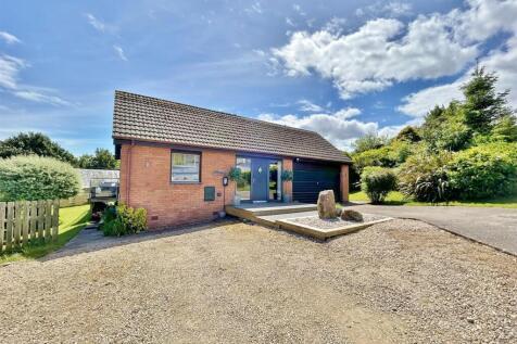 Schiehallion driveway and parking