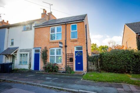 Done-2 (Large) - 3 bedroom end terraced at Meyne