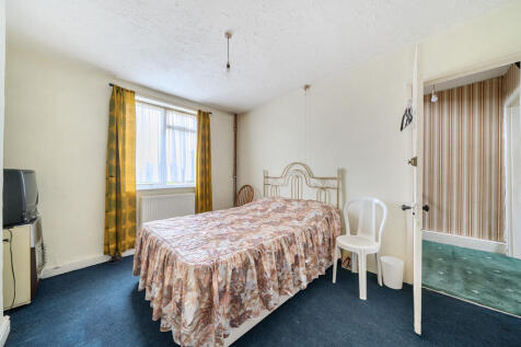 1343372-13-68a732...