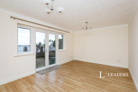 Bermuda Place, Eastbourne, East Sussex, BN23 photo 4