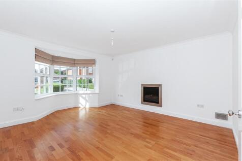 31 Sandholme Park3.jpg