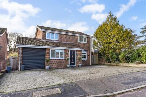 Waterlooville, PO7 - property photo