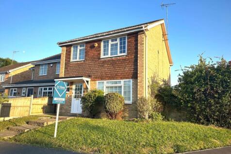 Horsham, RH12 - property photo