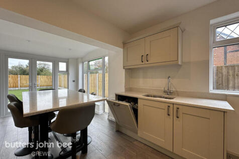 Sunnybank Road, Crewe photo 5