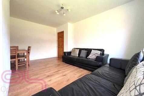Wolsey Close - Reception 2.jpg