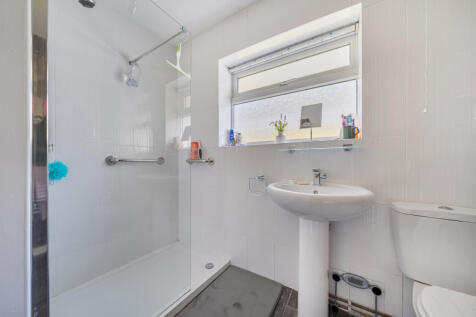 1383239-15-692459...