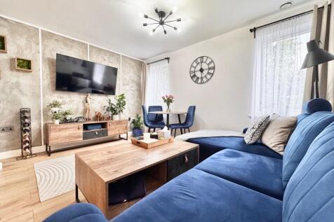Open Plan Kitchen/Living/Dining