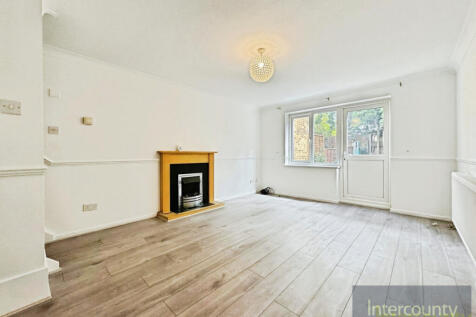 Grange Walk, Grange Road, Bishop`s Stortford, Hertfordshire, CM23 photo 3