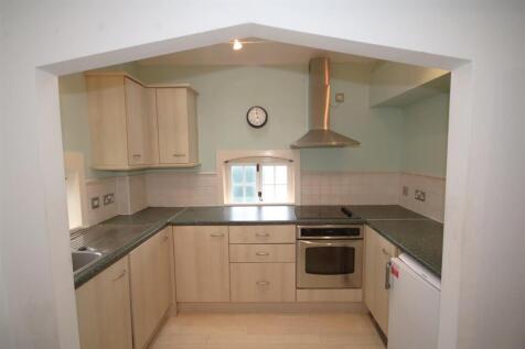 Kitchen a.JPG