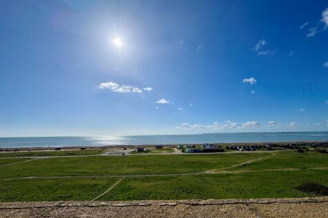 Sea Front, Hayling Island photo 3