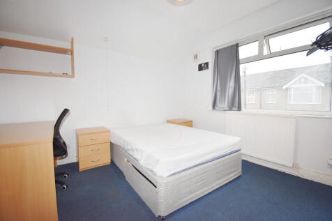30, Botoner Road, Gosford Green, Coventry photo 4
