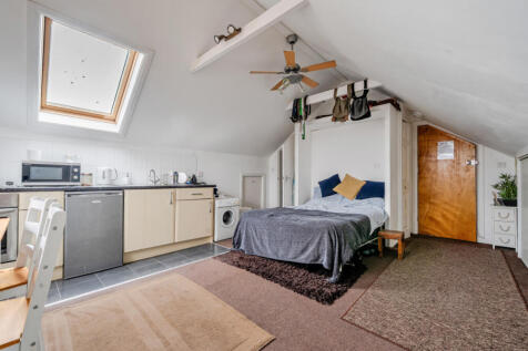 Alexandra Road, Worthing, West Sussex, BN11 photo 4
