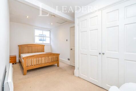 Canute Castle, 2 Royal Crescent Road, Southampton, SO14 photo 3