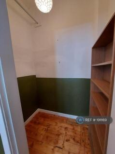 Home Office / Storage 